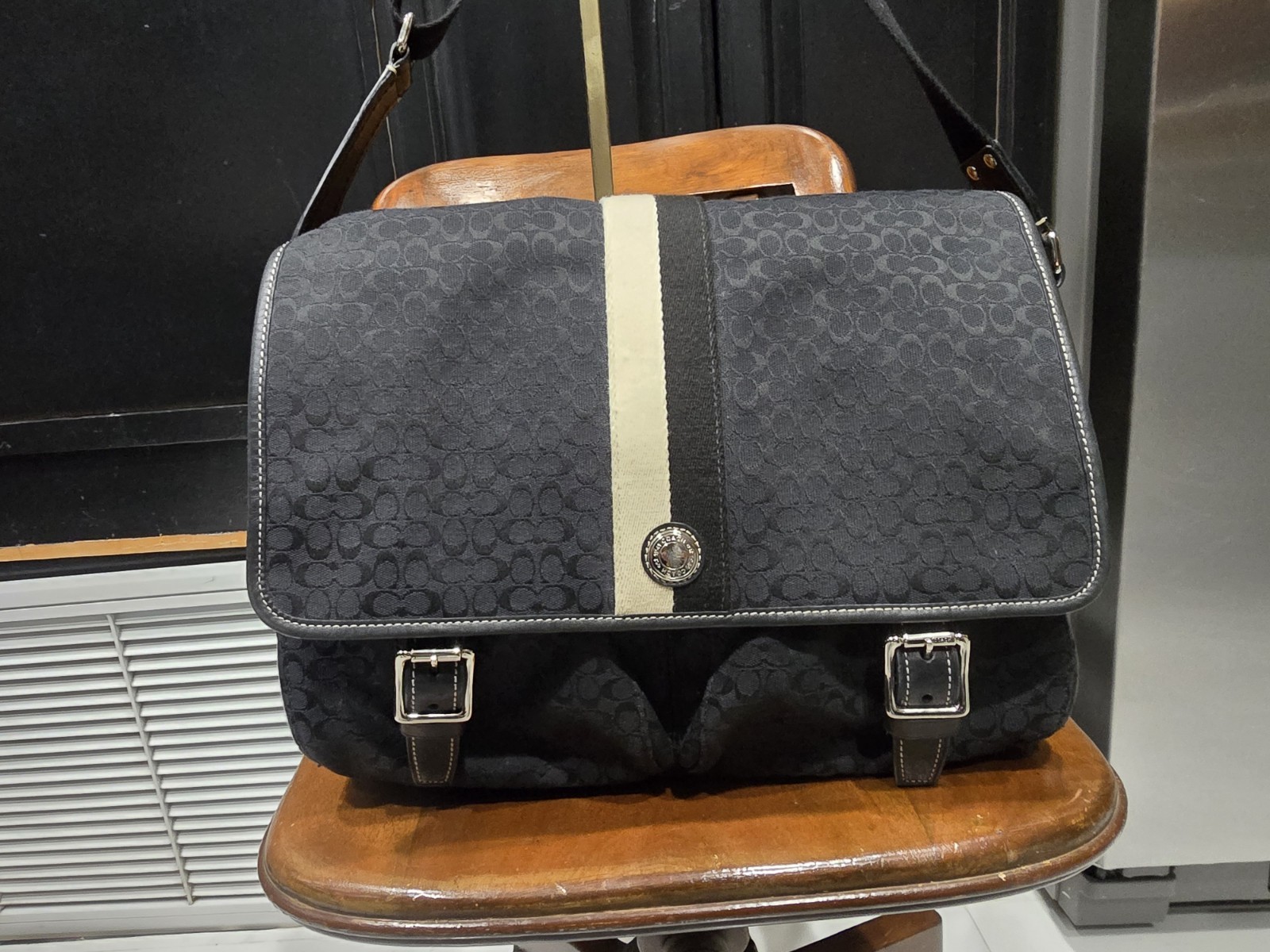 MINT COACH Canvas Messenger Bag Signature Crossbody Black Work laptop Handbag