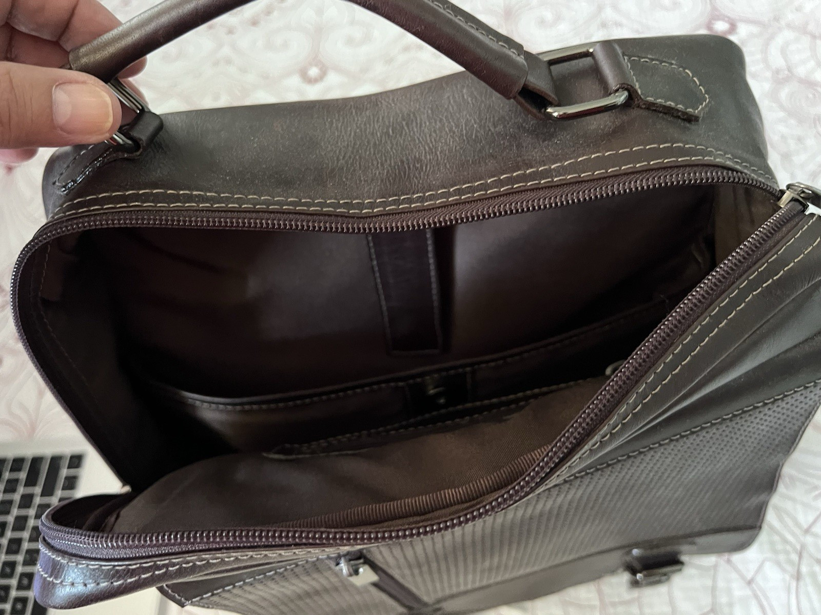 Leather Genuine Backpack 15. inch Laptop Bag made in Colombia.