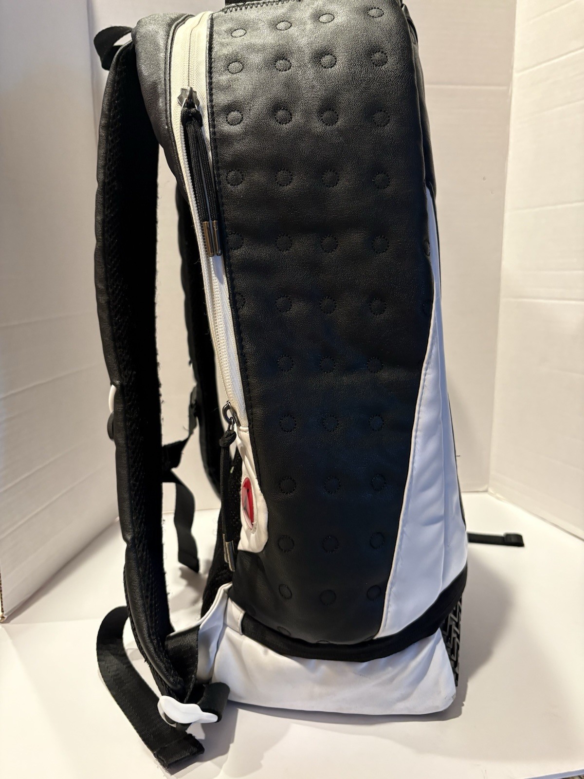 NIKE Air Jordan Retro 13 Backpack White/Black 9A1898-210