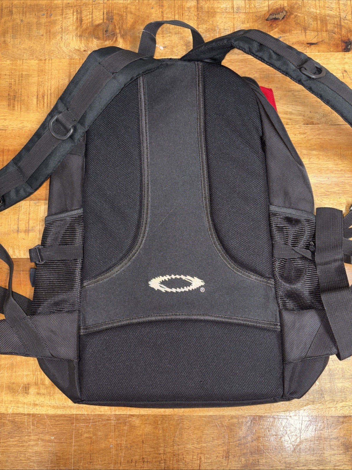 Oakley Icon Backpack 00s Y2K Vintage Used Red And Black does Have 2 Broken Clips