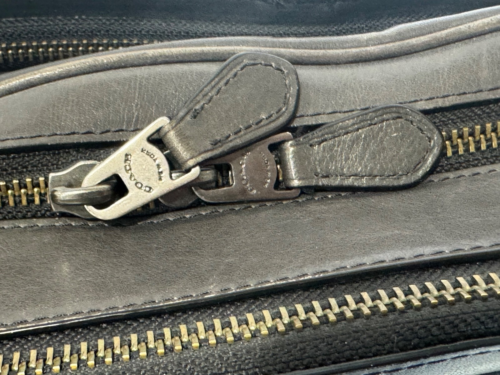 H1880-23791 COACH MEN’S METROPOLITAN DOUBLE ZIP BUSINESS-GRAY LEATHER BRIEFCASE