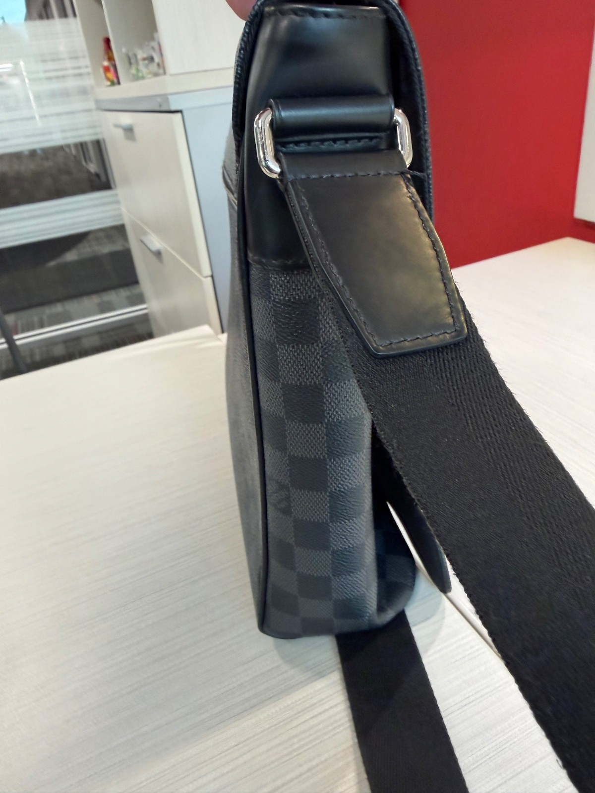 Louis Vuitton Daniel Messenger Bag GM Grey Canvas Damier Graphite