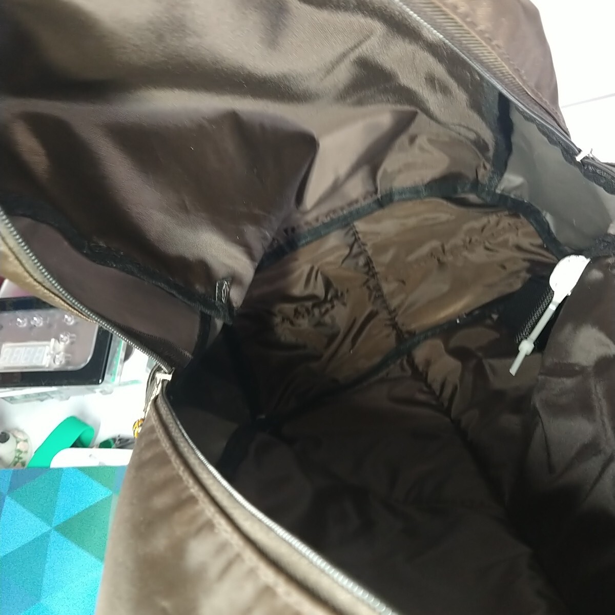 Eastsport Brown & Grey Backpack School Book Bag 3 Zippers, 5 Pockets – CLEAN!