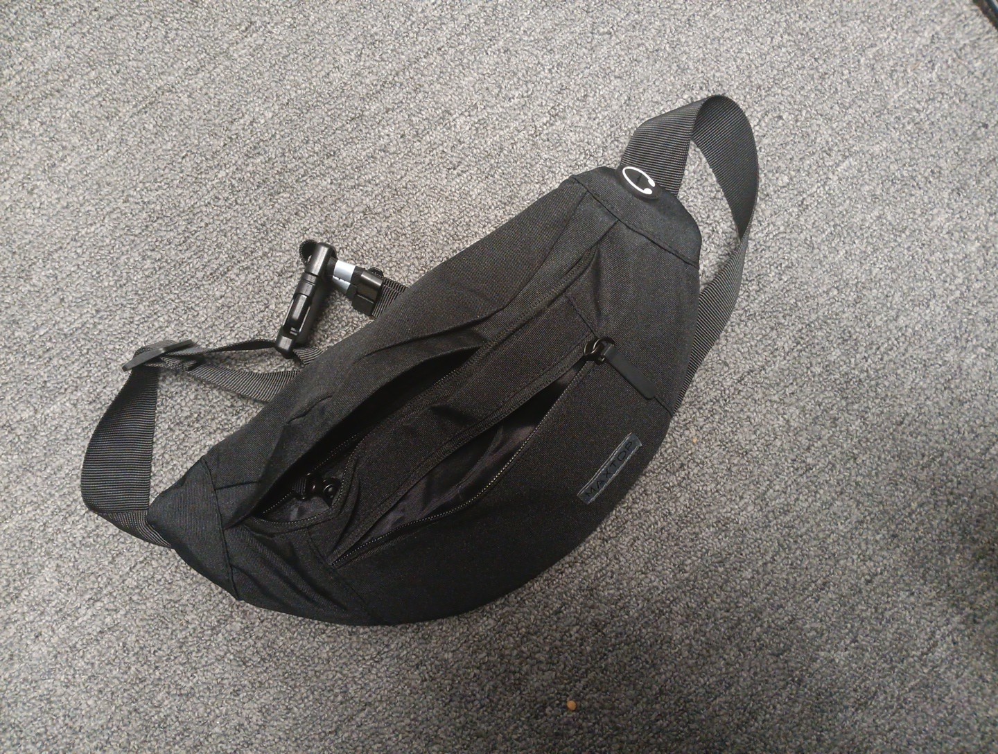 Nrand New Basic Black MAXTOP Fanny Pack Unisex Multiple Compartments