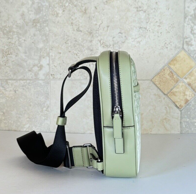 MICHAEL KORS UNISEX COOPER MEDIUM OMBRE SLING PACK CROSSBODY BAG MK LIGHT SAGE