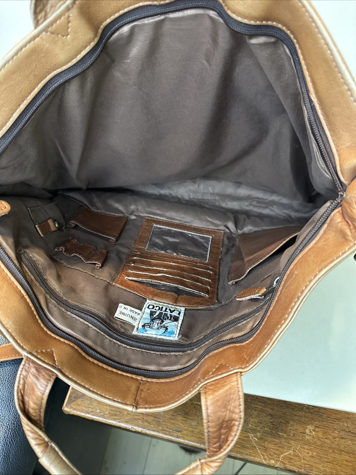 LATICO camel brown leather briefcase laptop messenger bag vintage