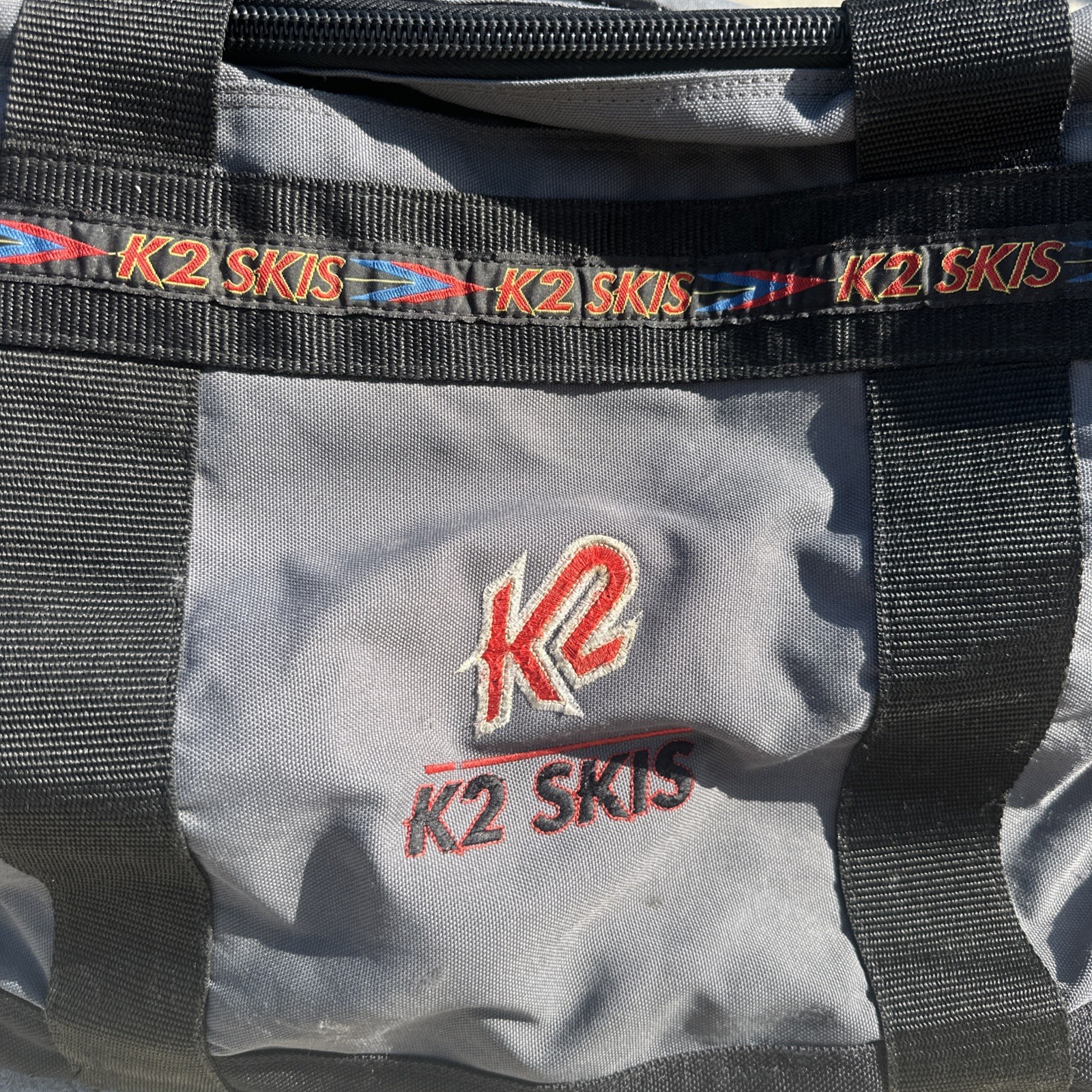 Vintage K2 Large Duffle Travel Bag Gray Ski Snowboard Snow Strap Handle *FLAWS*