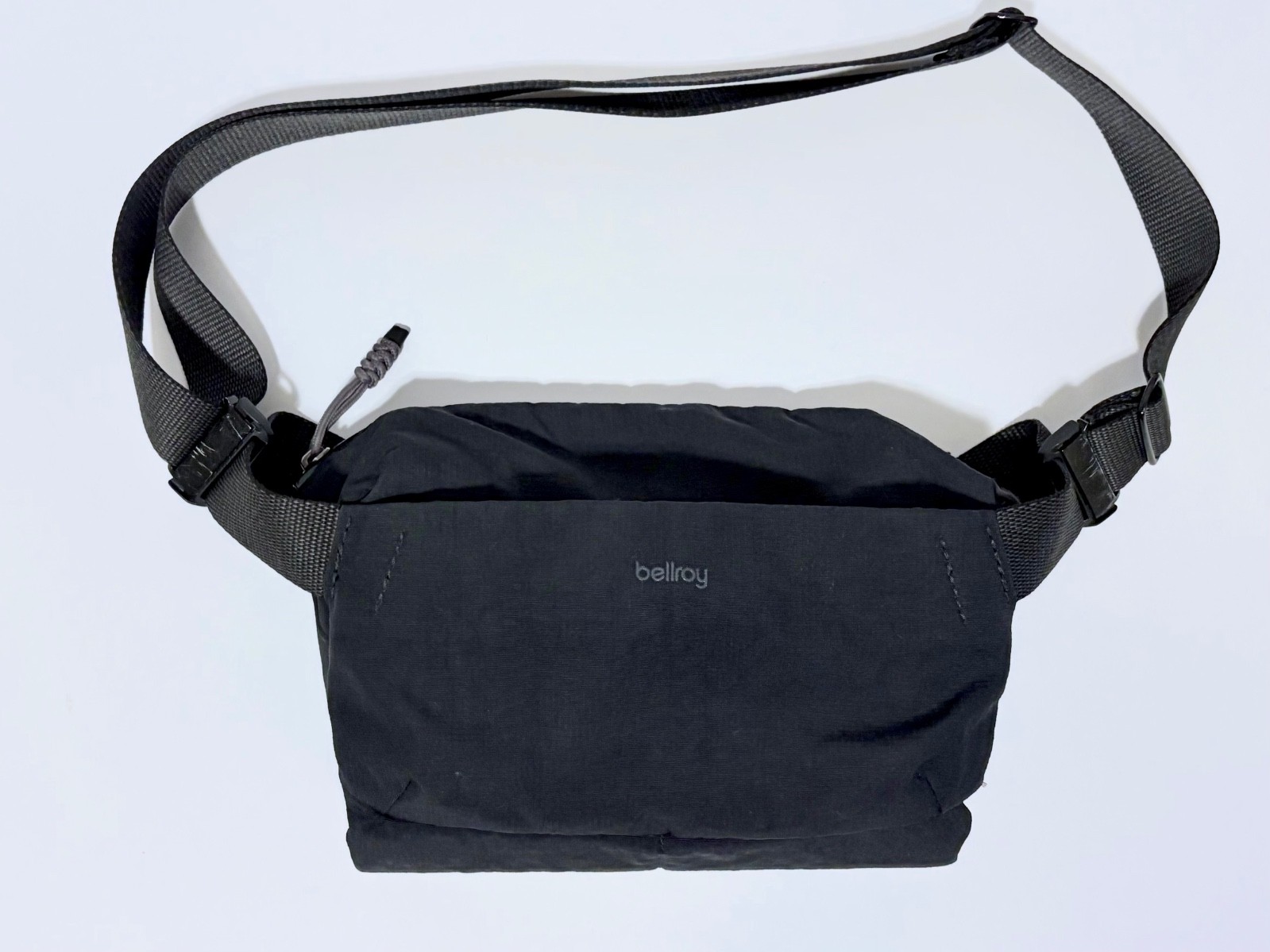 Bellroy Venture Sling Bag Crossbody, 6L, Black