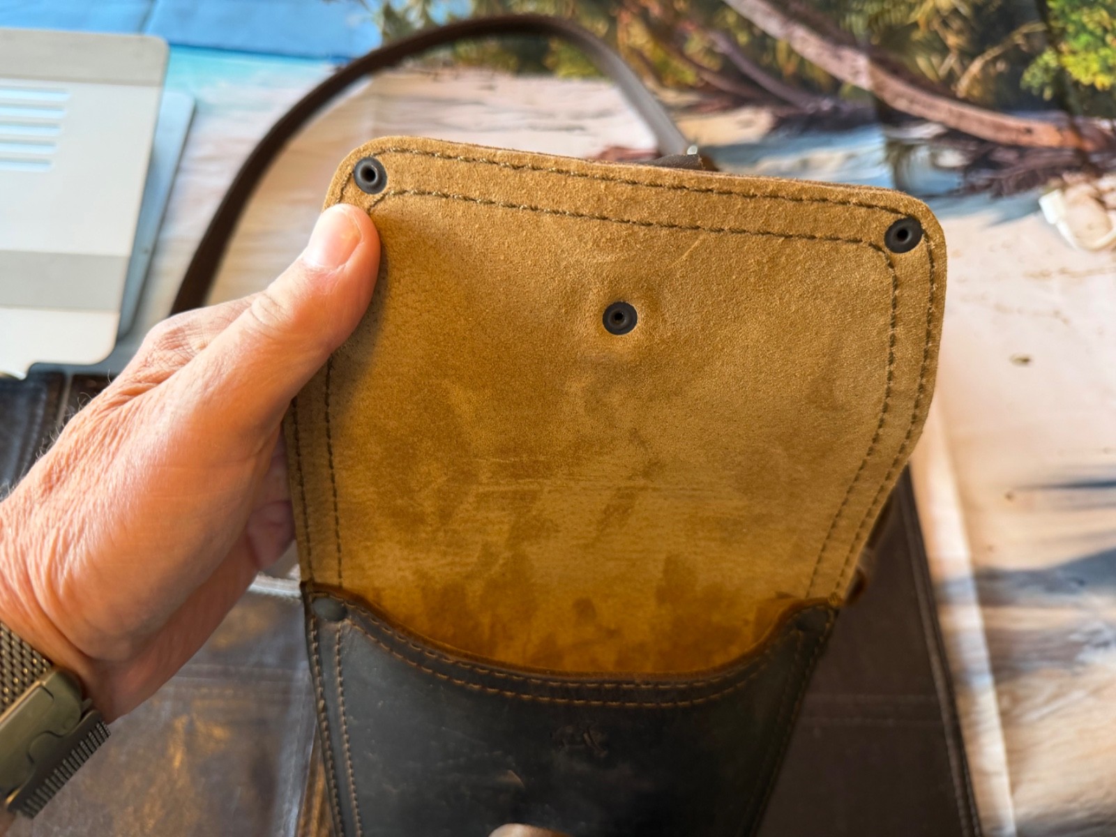 Saddleback Leather Co Crossbody Small Messenger Bag Dark Brown Leather RARE