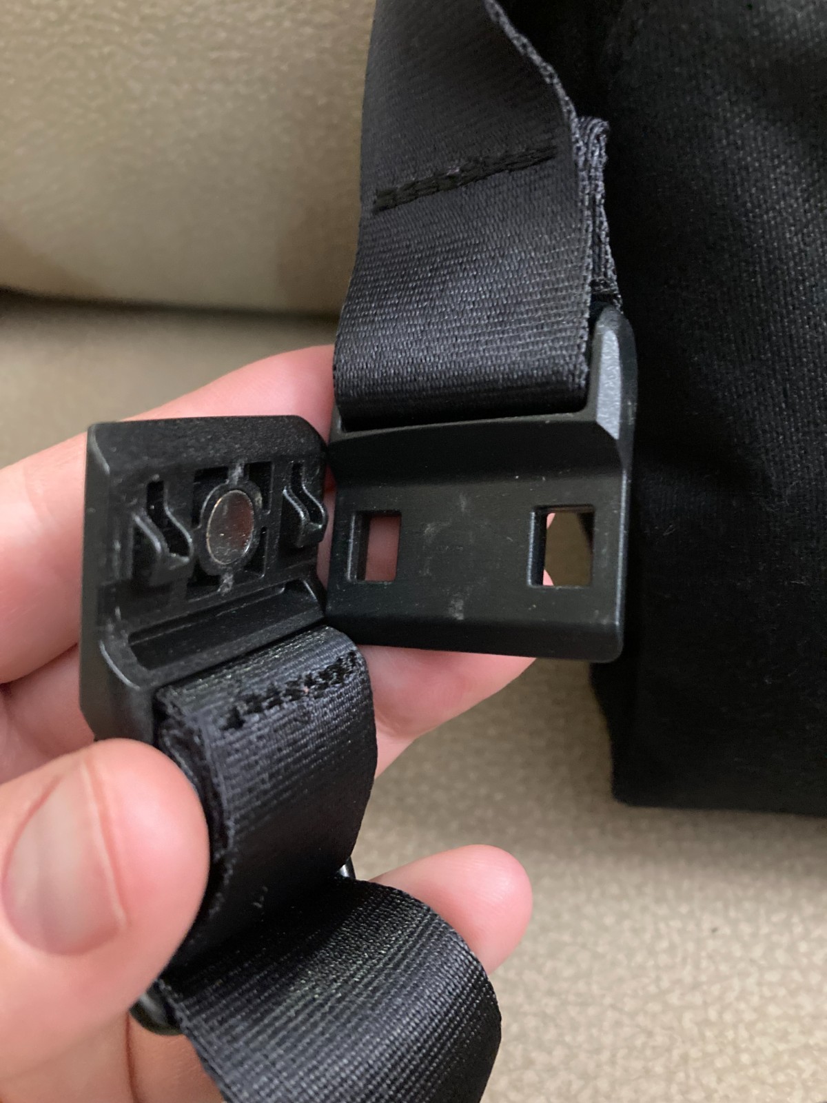 BELLROY Sling Bag, Multi-Function, Multi-Compartment, Multi-Use!