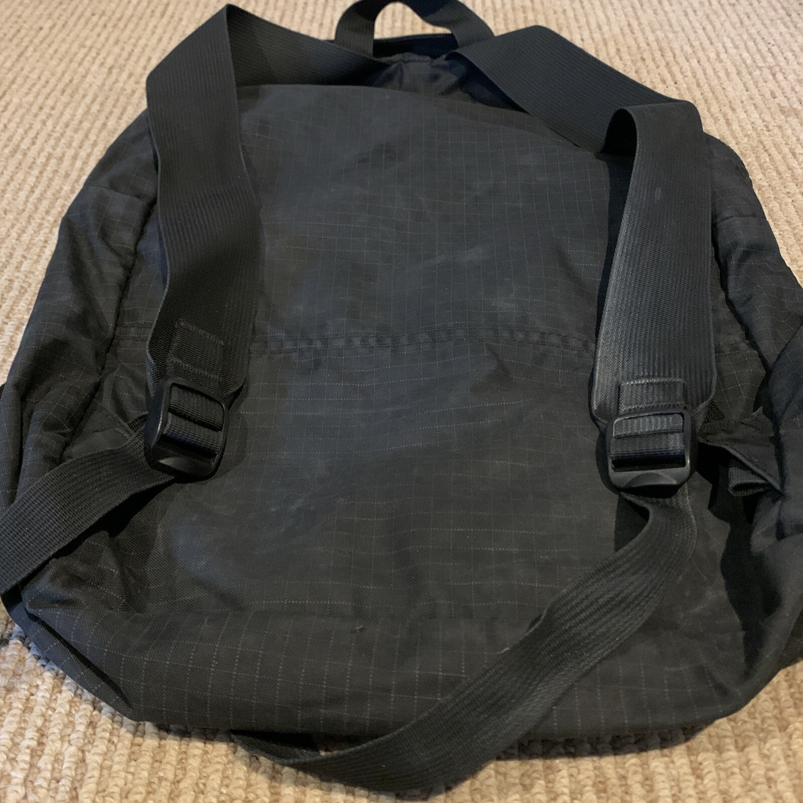 Tom Bihn – Daylight Backpack – Black 400 Halcyon/Northwest Sky 200 Halcyon