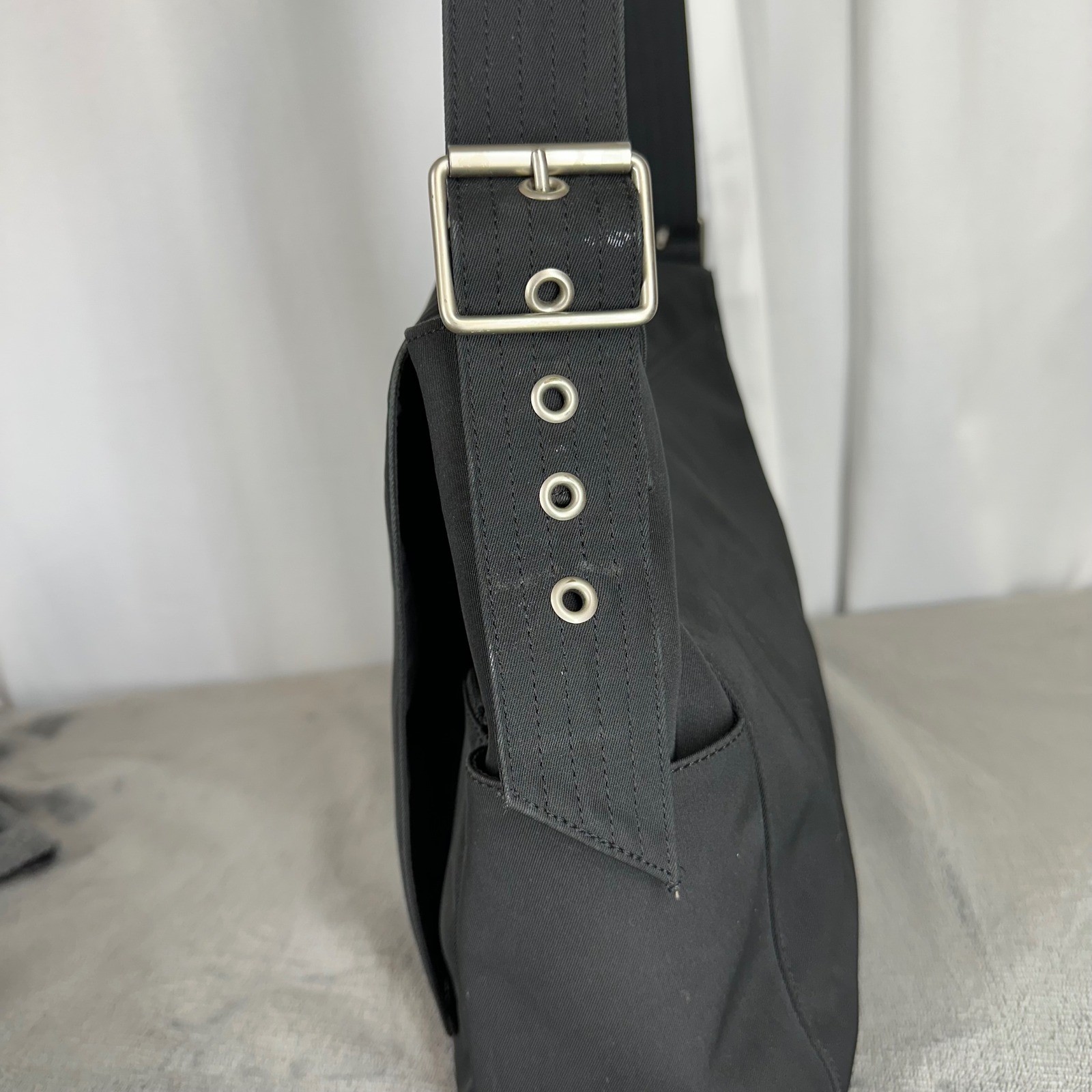 GAP Black Messenger Shoulder Bag Adjustable Strap Flap Nylon Lined