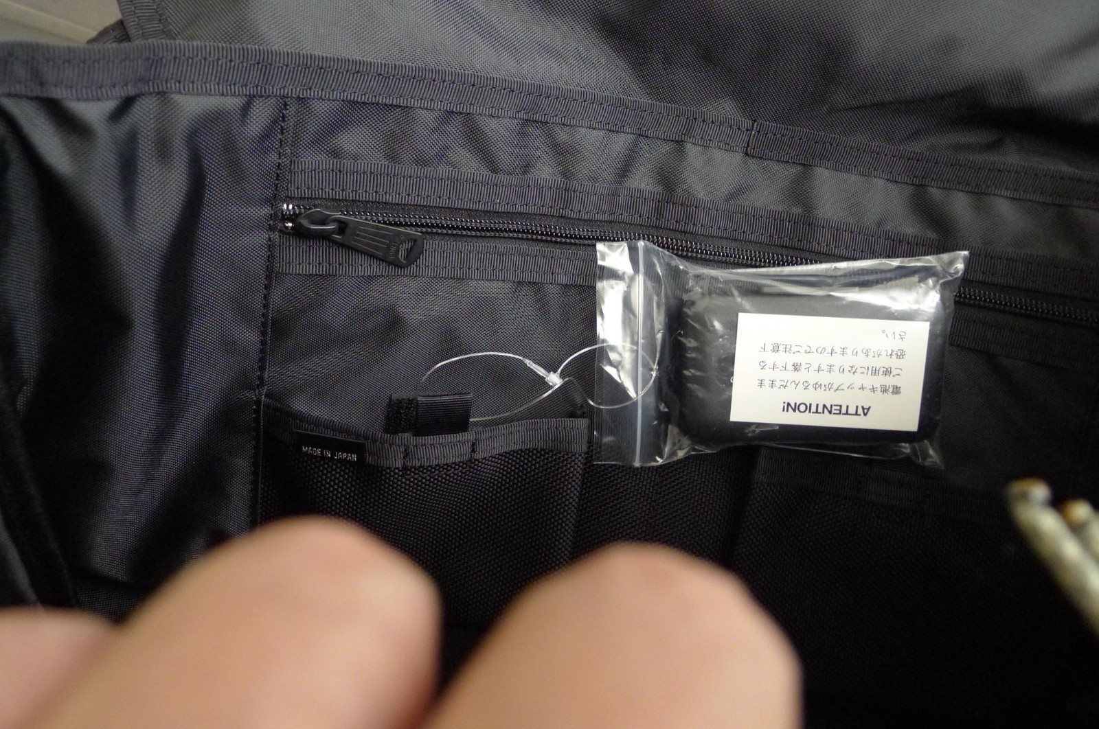 Porter Heat Messenger bag new with tag size Large US seller