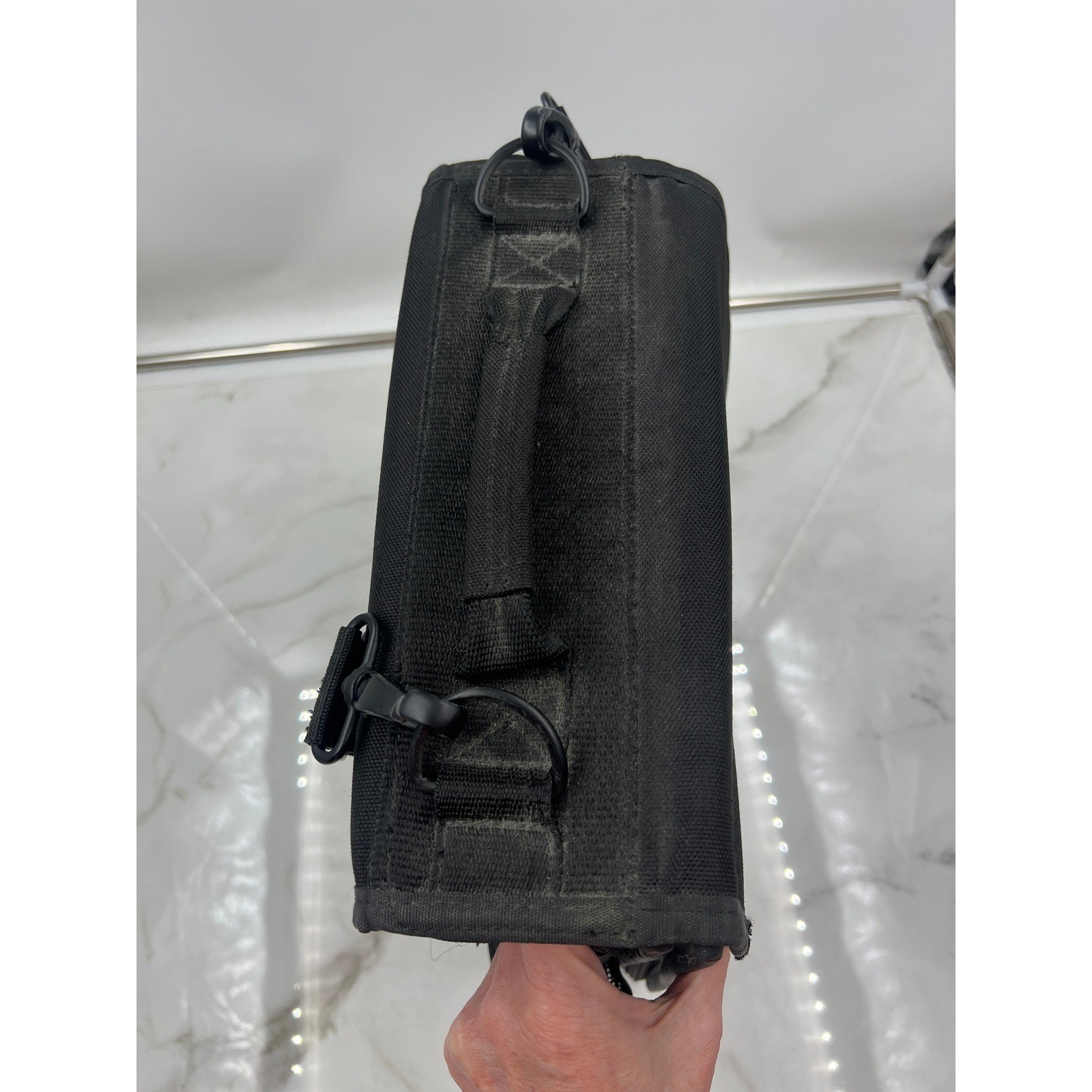 Duluth Trading Co Black Ballistic Nylon Messenger Field Laptop Bag Organizer