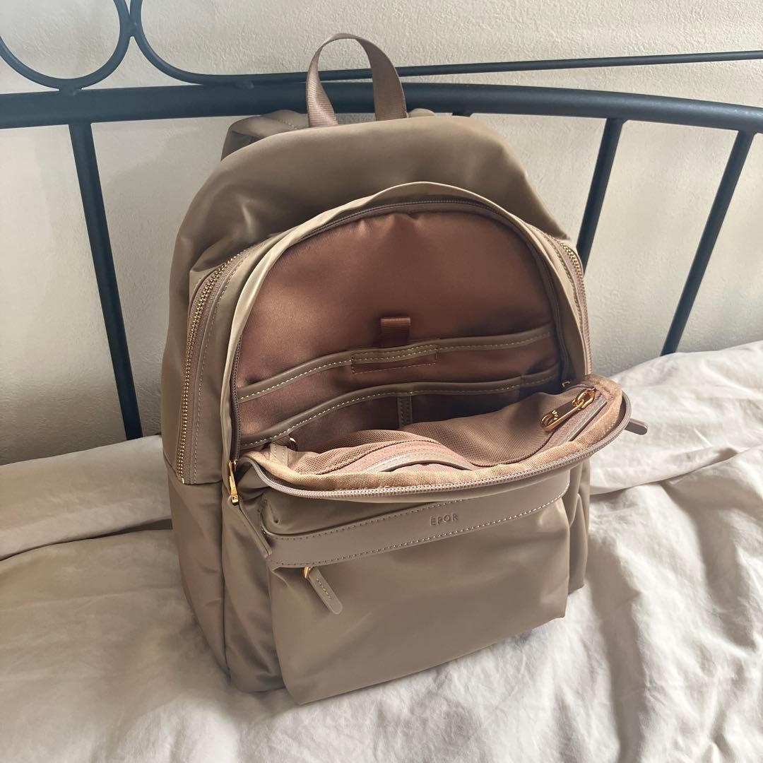 E’POR Mini P Beige Bag