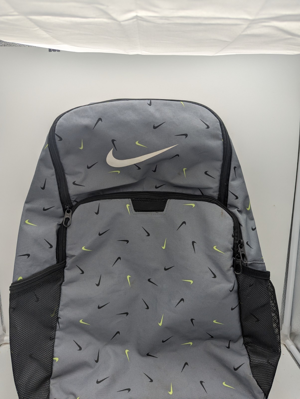 Nike Brasilia All Over Print Backpack Training Gym Gray/Black BA6039 Used
