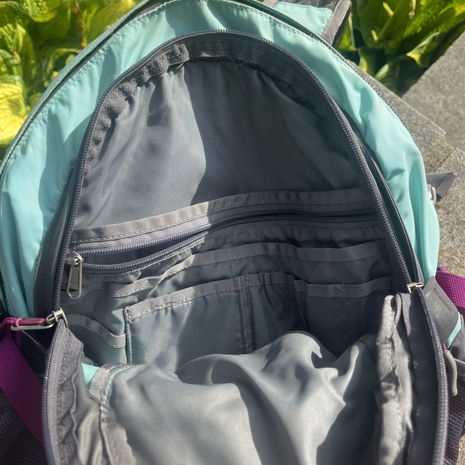 The North Face Recon Backpack School Work Hiking Padded Teal Gray Purple Straps