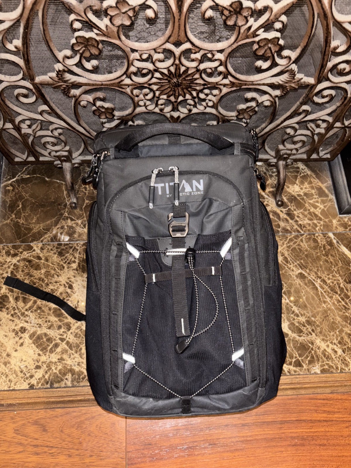 Titan PRO Backpack Cooler Black Pockets Insulated Compartments