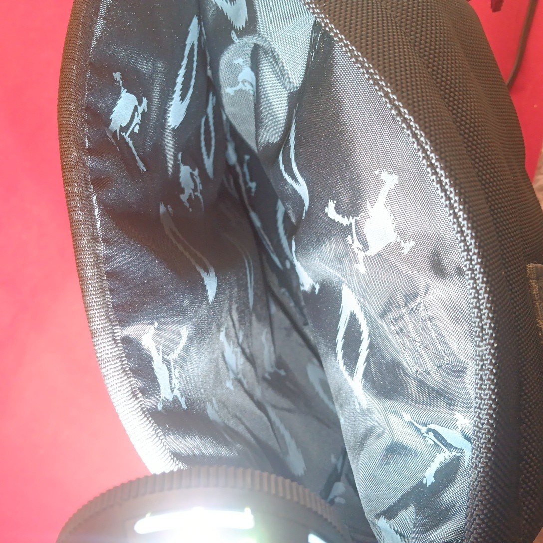 Oakley AP Tactical Roller Bag Clip …excellent shape, broken zipper pull