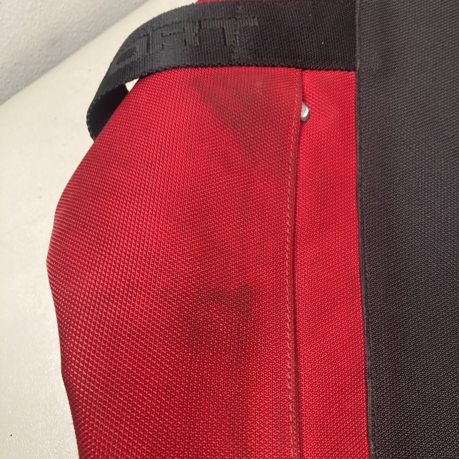 RARE! TUMI ALPHA SPORT 6645D Red Black Nylon Carry On Gym Duffle Bag READ DESCR