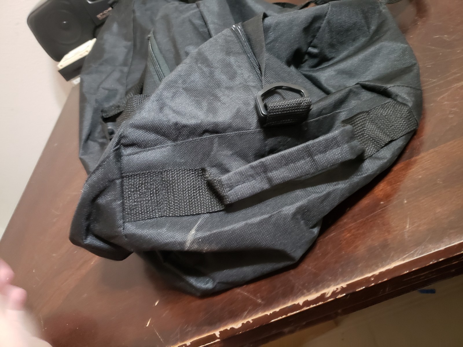 DALIX 21″ Sports Duffle Gym Sling Travel Bag in Black New Unused With Strap Z1