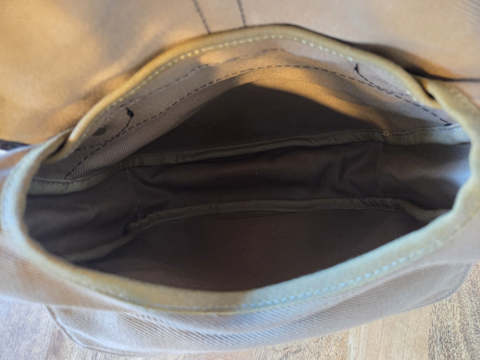 Filson Small Rugged Twill Field Bag | NWOT | Tan | Made in USA | MSRP $465