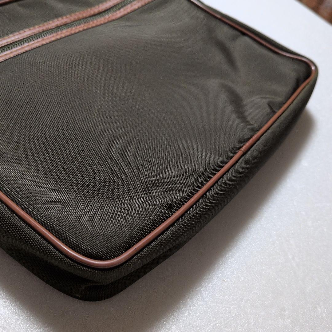 Dunhill Khaki Nylon Clutch Second Bag Logo 24cm
