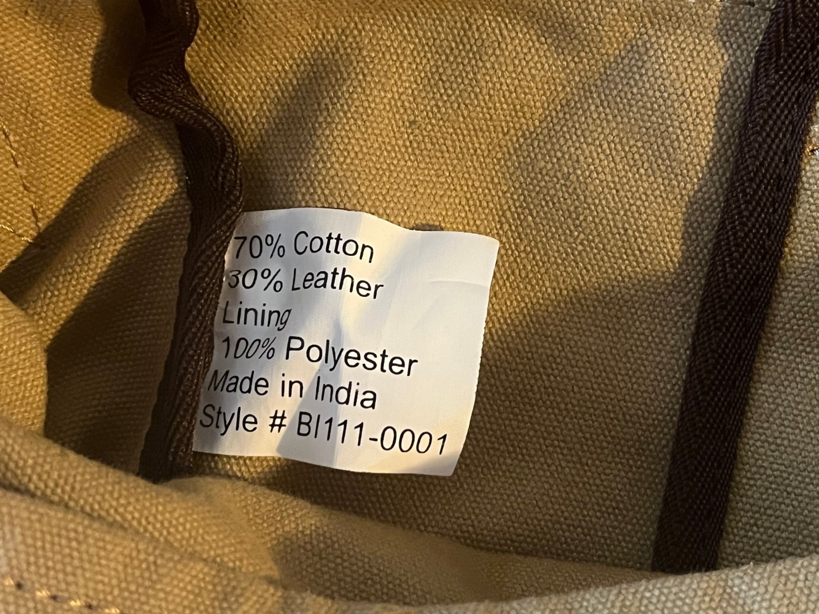 Levi Strauss & co distressed shoulder bag mail bag 70% Cotton 30% leather