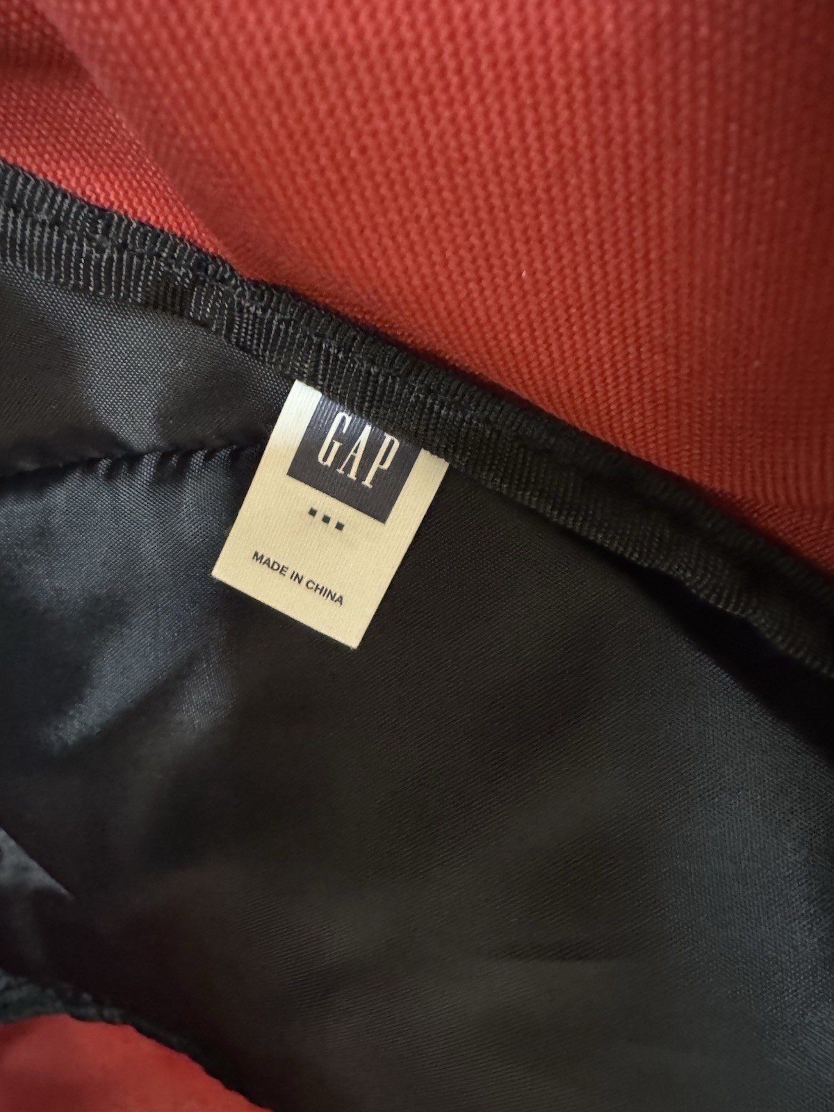 Vtg GAP 2005 Sling Bag Y2K Single Strap Crossbody Shoulder Backpack Gorpcore Red