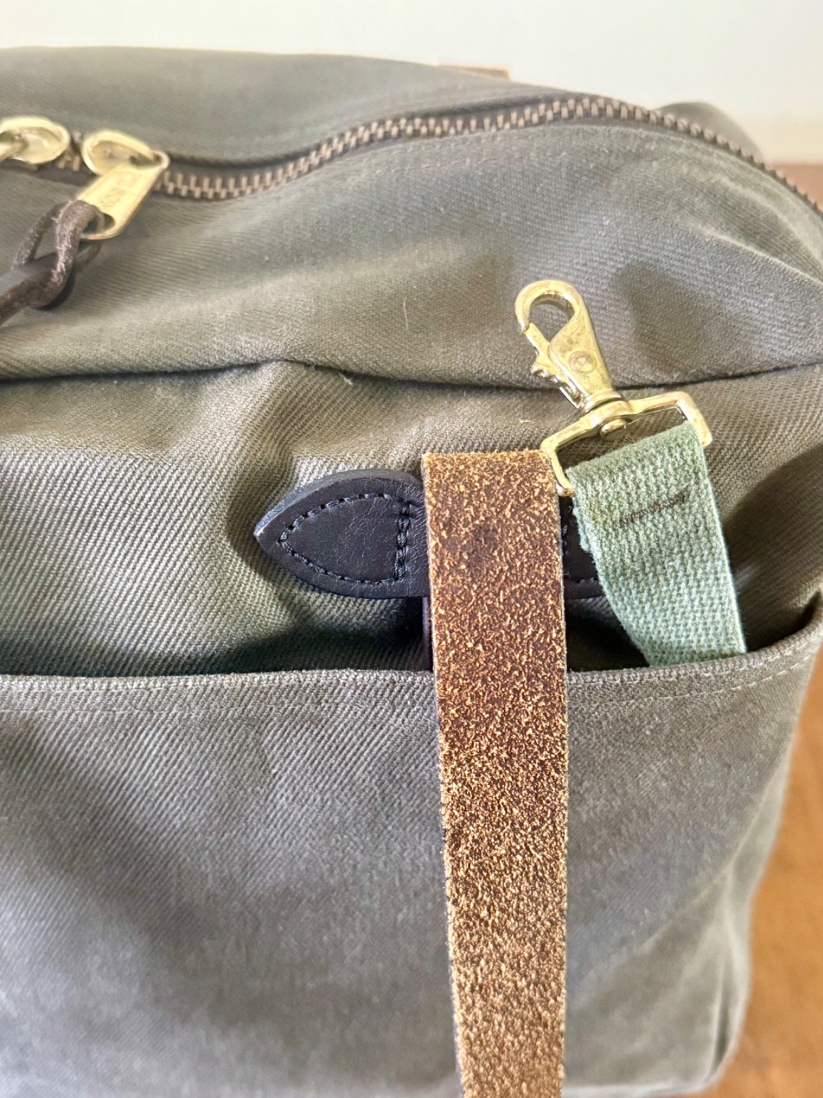 Filson 261 Zip Tote Bag Otter Green USA Rugged Twill Leather Handles