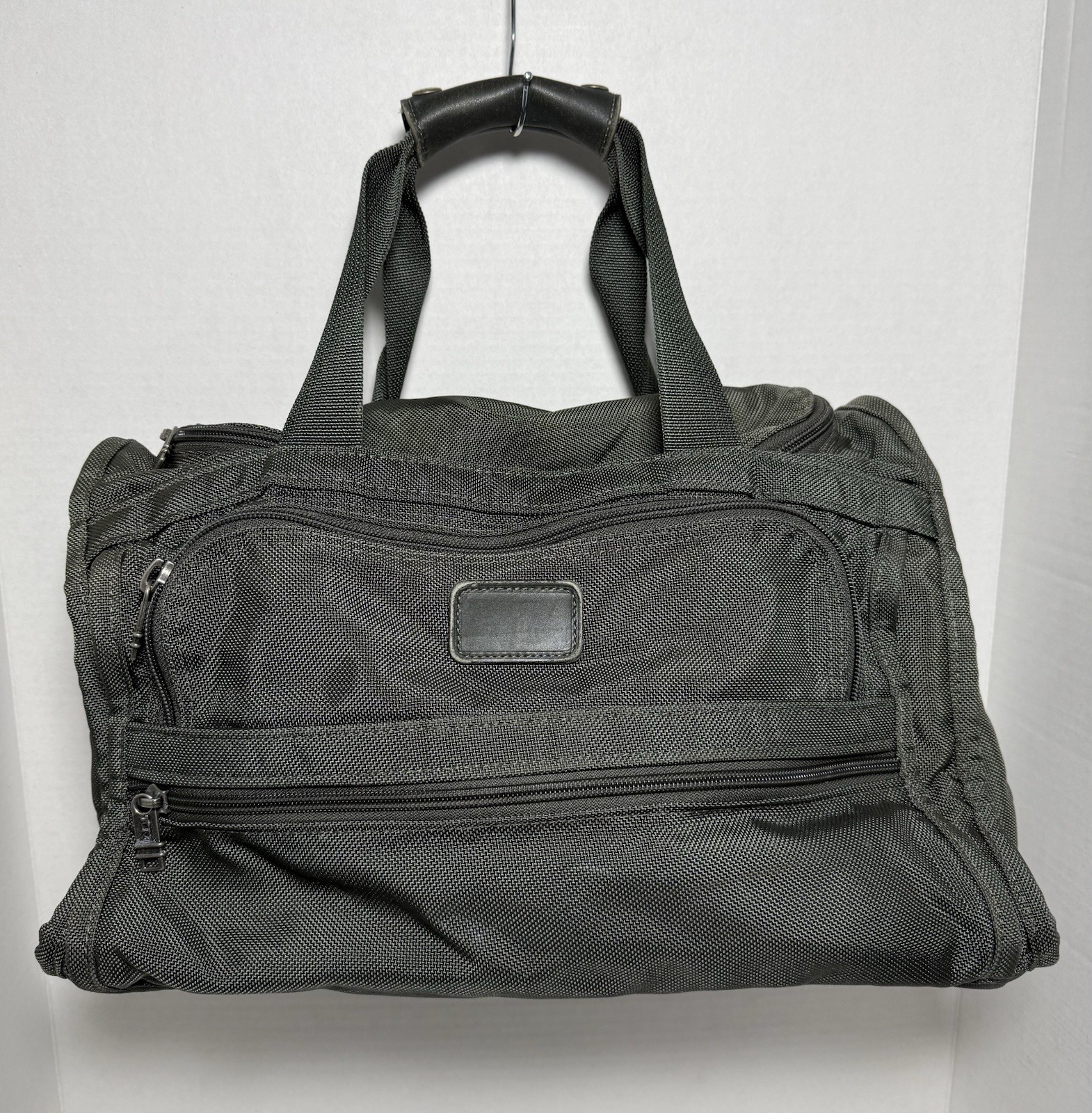 Vtg Tumi 262M3 Usa Made alpha Travel ballistic Nylon duffel Carry On Bag Green
