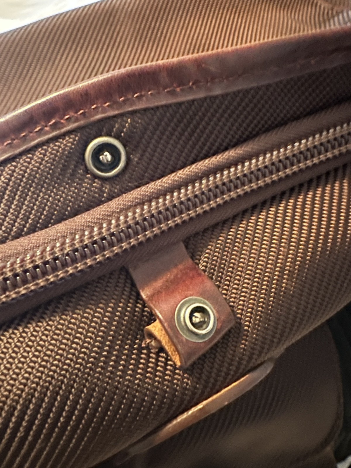 Filson Passage Expedition Small Duffle 73002 Brown Nylon Leather Travel Bag