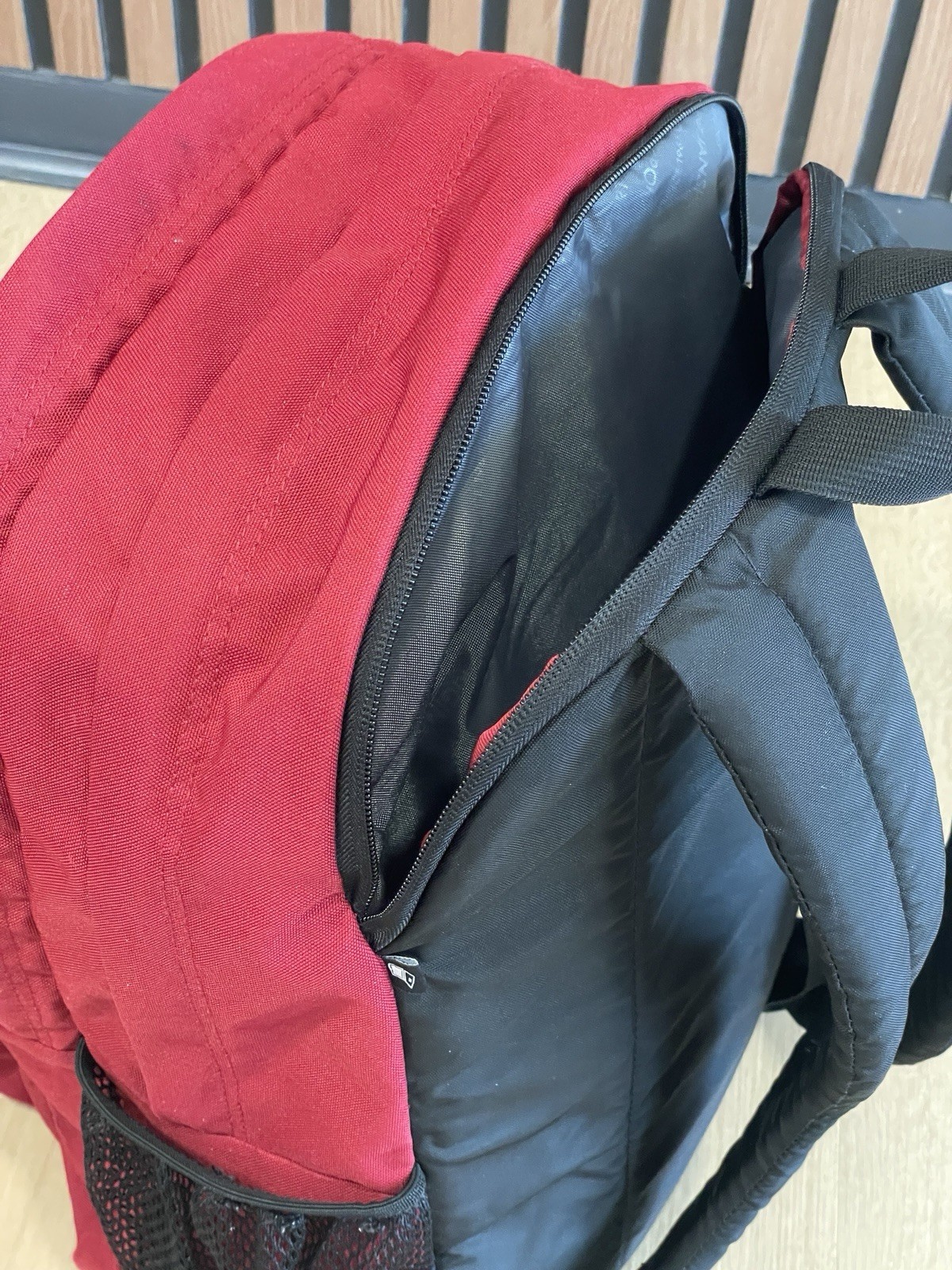 Jansport Big Student Backpack Red Bookbag JS0A47 JK 16” Large School Bag