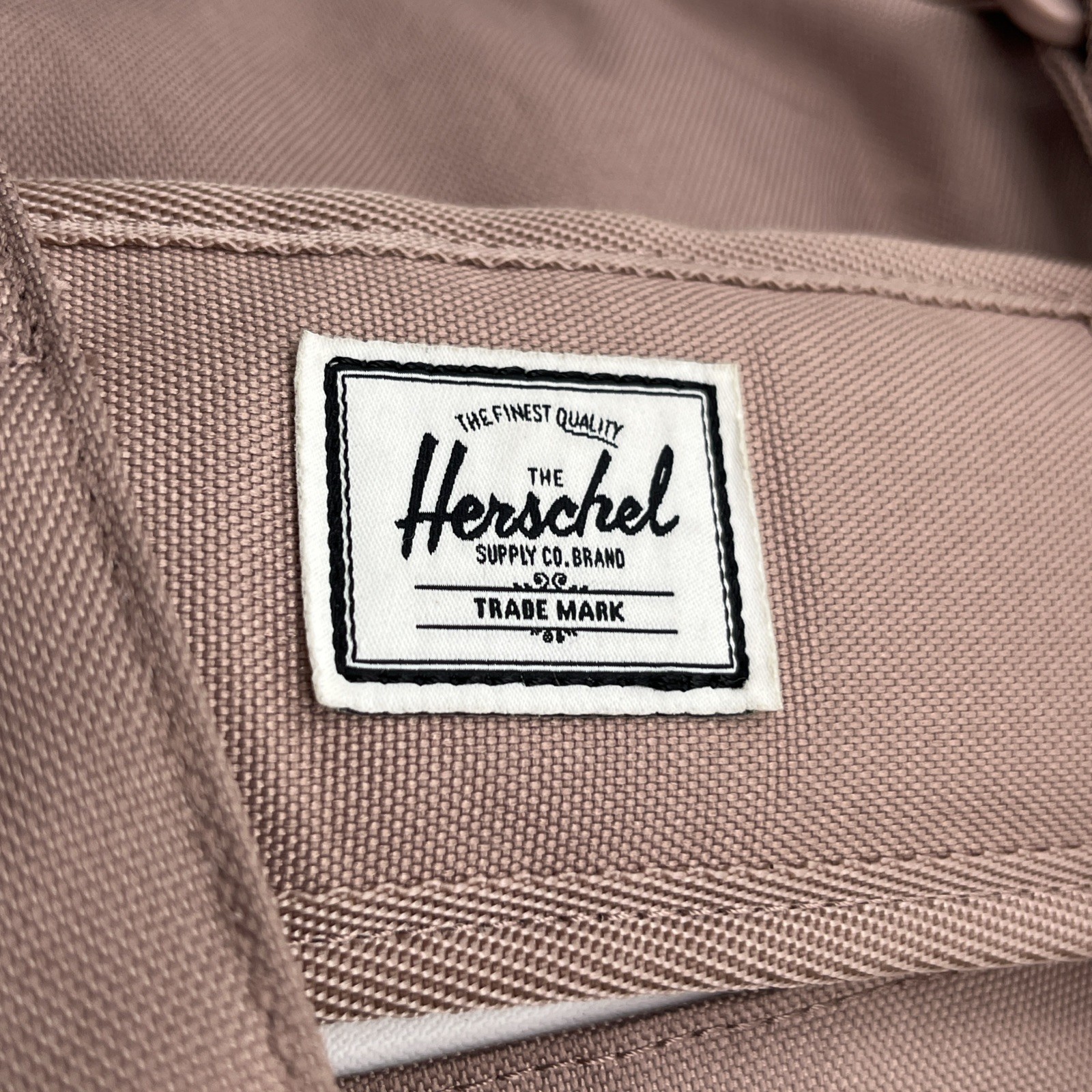 Herschel Supply Co. Novel Duffle Bag Ash Rose Travel Bag 11.75 x 20.5 x 10