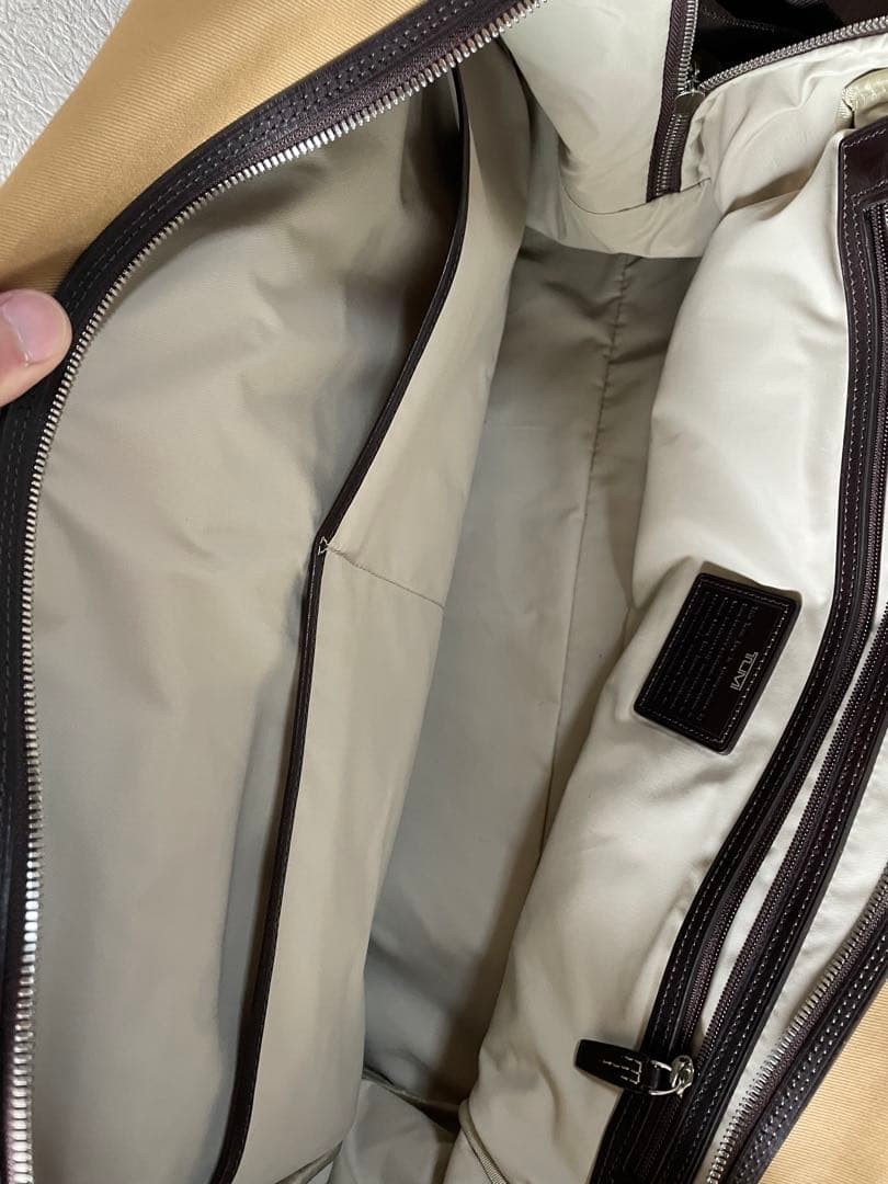 Tumi Duffel Bag Beige Black Vhtf Limited Edition Rare Model Men Pre-owmed 2603TK