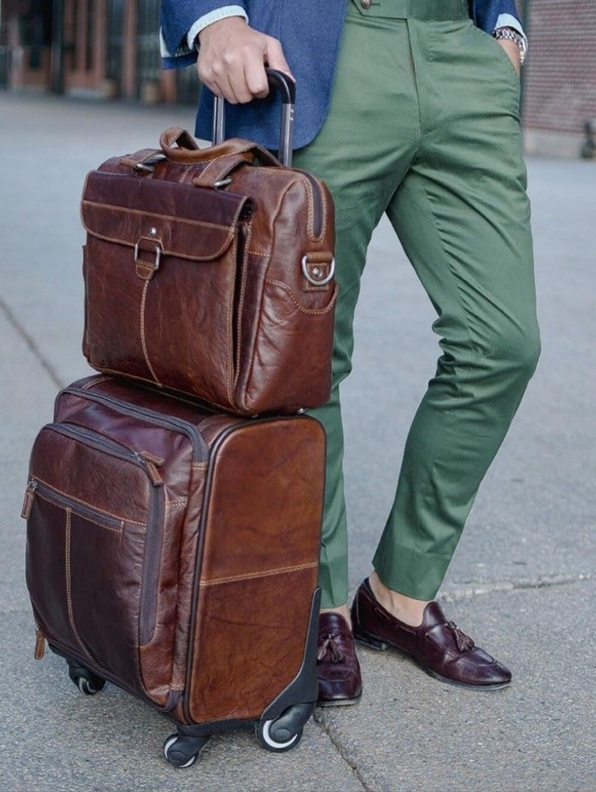 Jack George’s Voyager leather briefcase with magnetic closure New Nwt