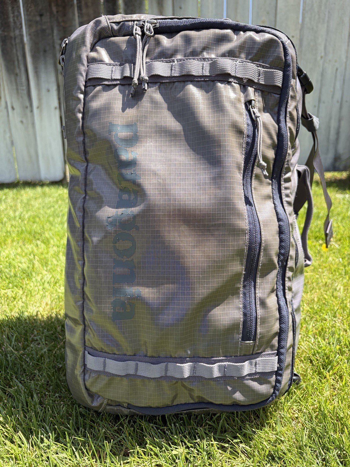 PATAGONIA Black Hole Backpack Smoky Violet Color Faded Travel Bag 49265SP20 read