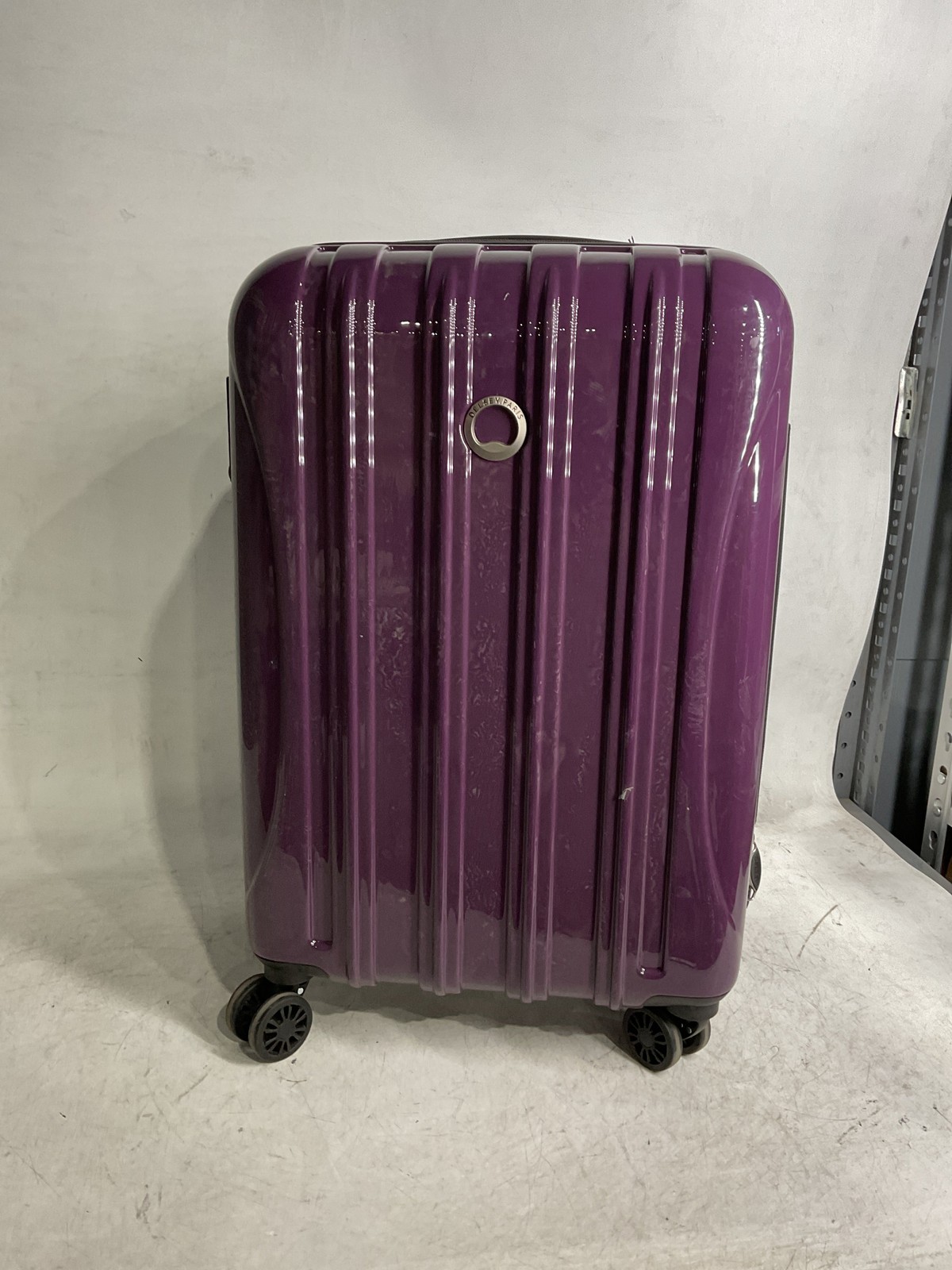 DELSEY Paris Helium Aero Hardside Expandable Luggage Spinner Wheels 21 Inch U1