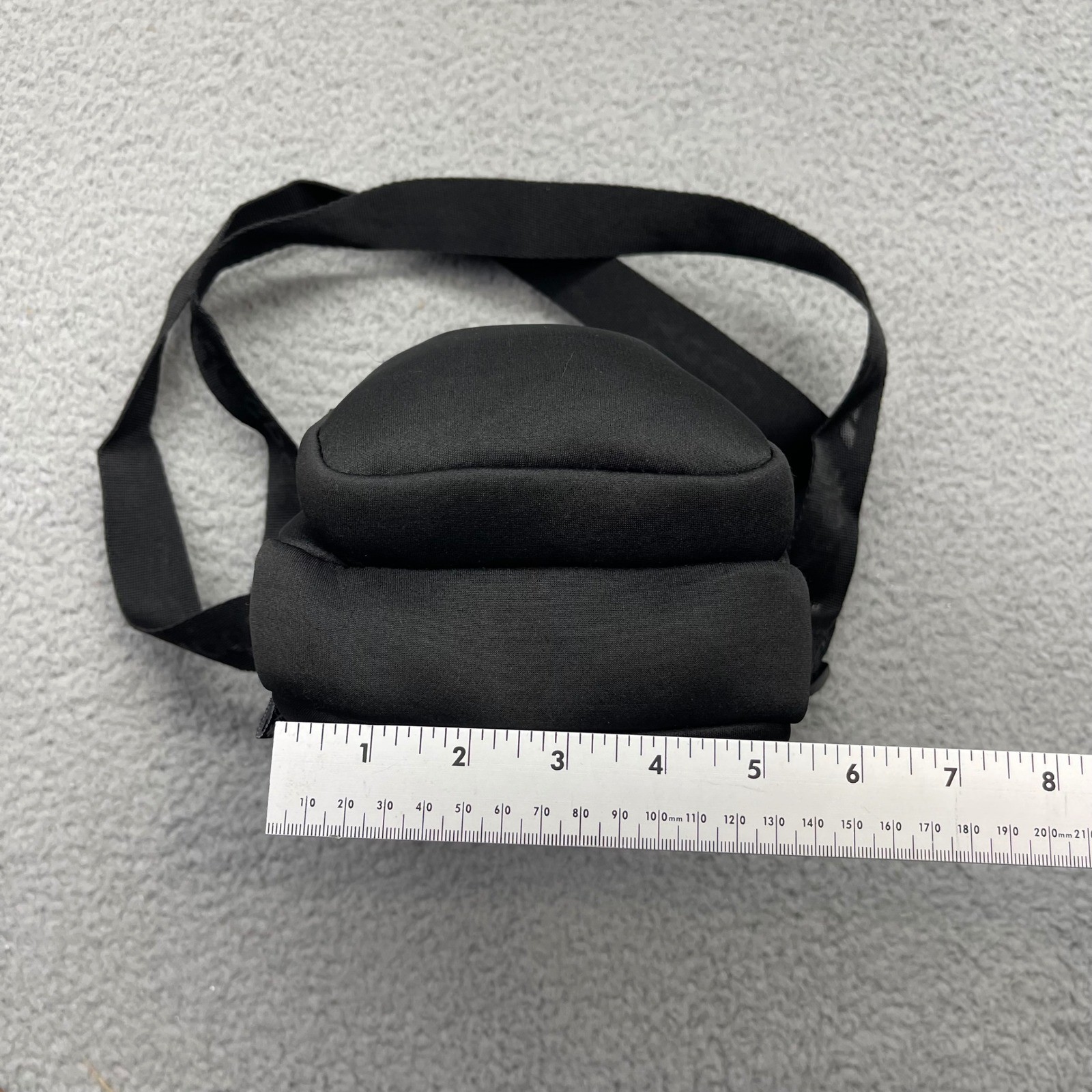 Reebok RWS2C2087TJ Black Crossbody Adjustable Strap Logo 043516 Travel Side Bag