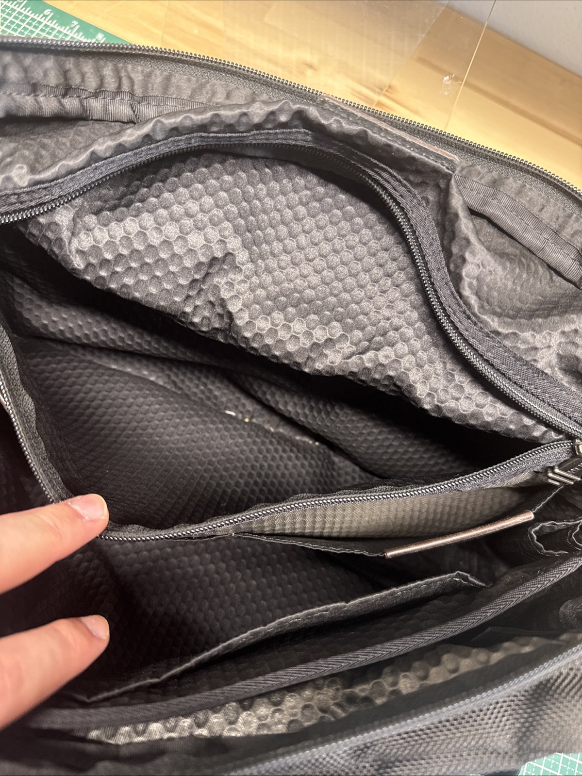 Tumi Business Bag ALPHA BRAVO Yuma Slim Brief Professional Travel Bag Initialed