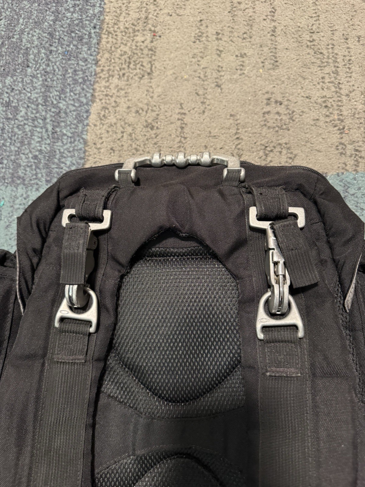 VTG Oakley AP Pack Backpack Tactical Field Gear SI Mountain Div Black Y2K Rare