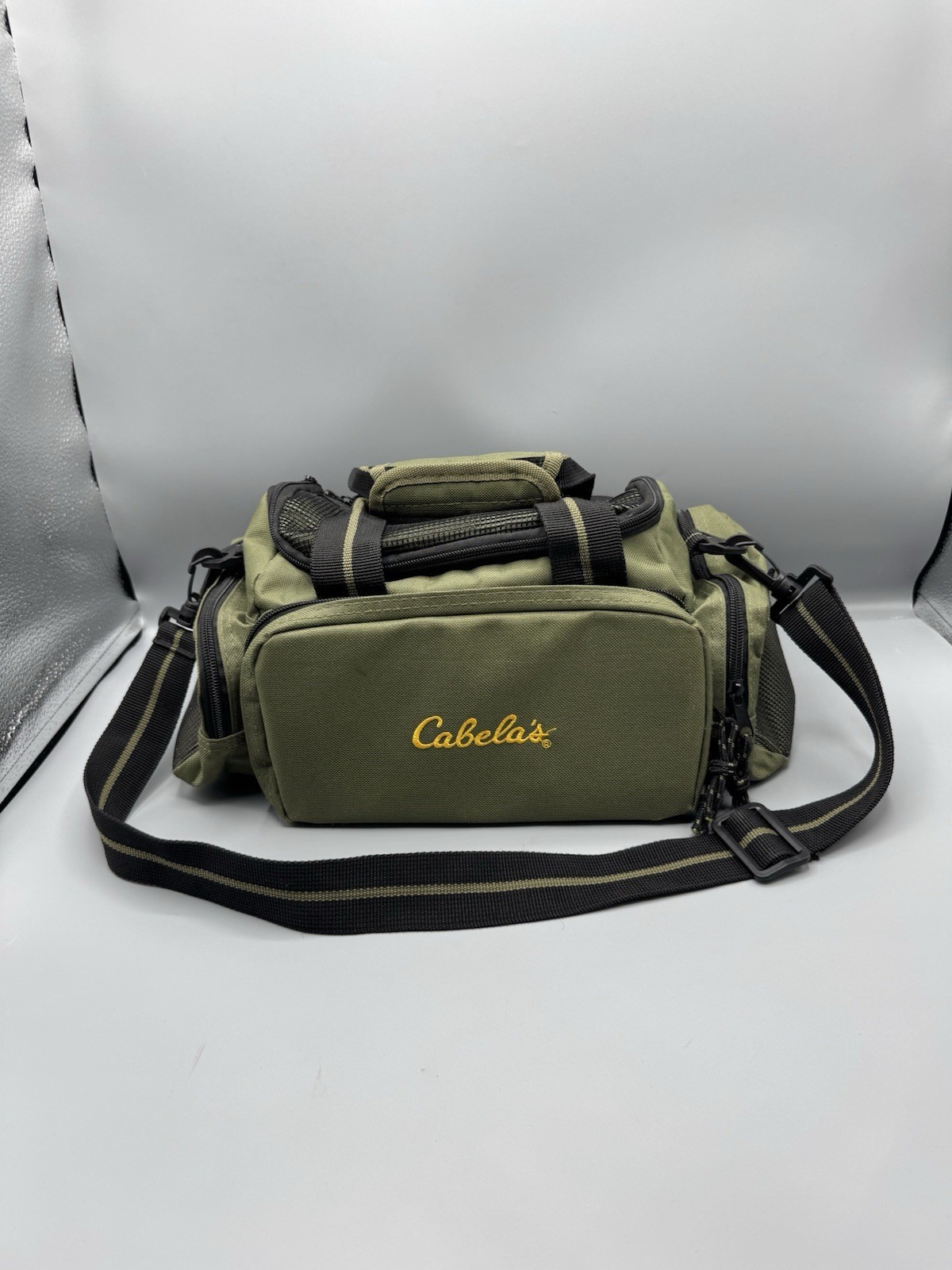 Cabelas Small Green Carry Bag- Carrying Strapped Bag
