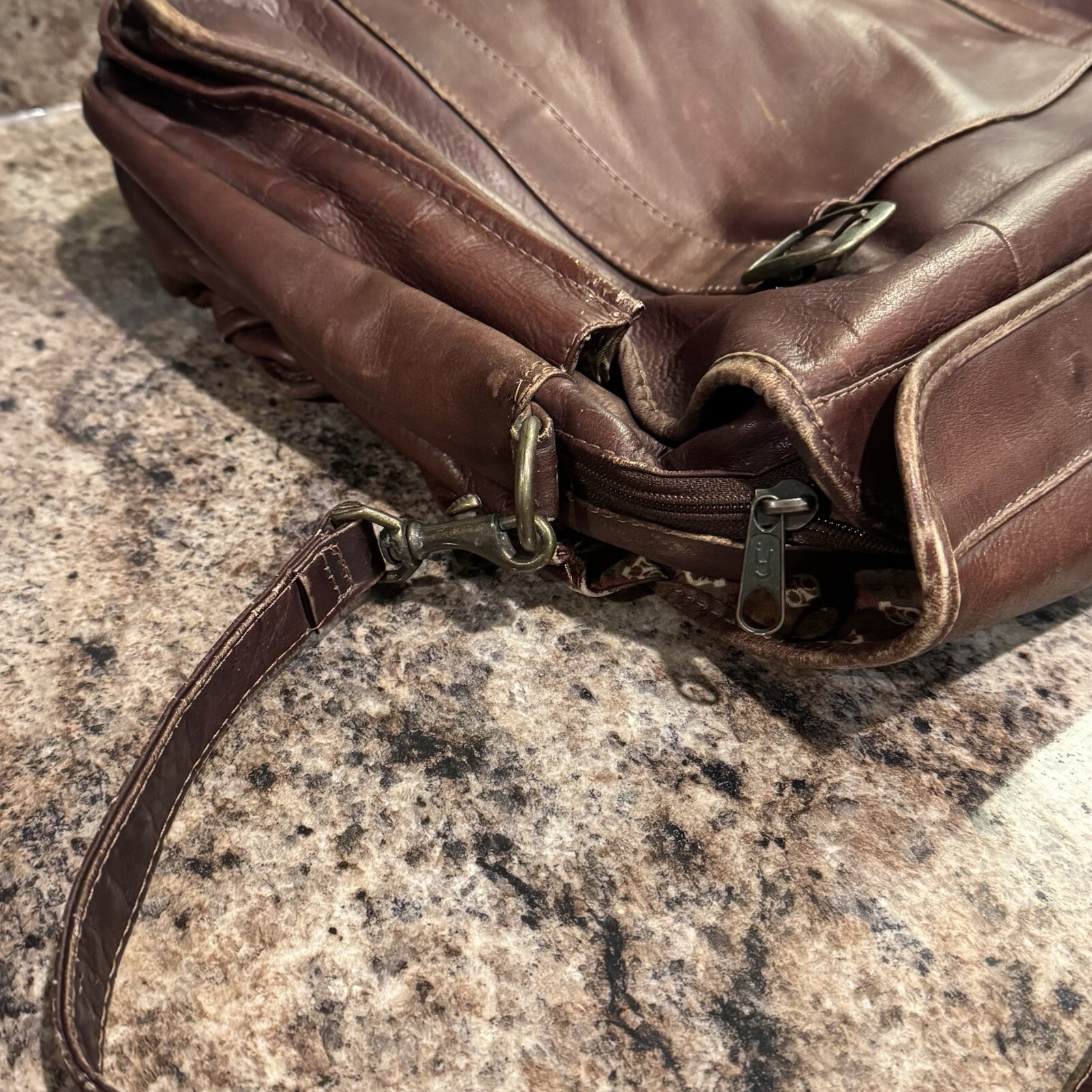 PM4 Manufacturas Quintero Colombia Brown Genuine Leather Laptop Messenger Bag