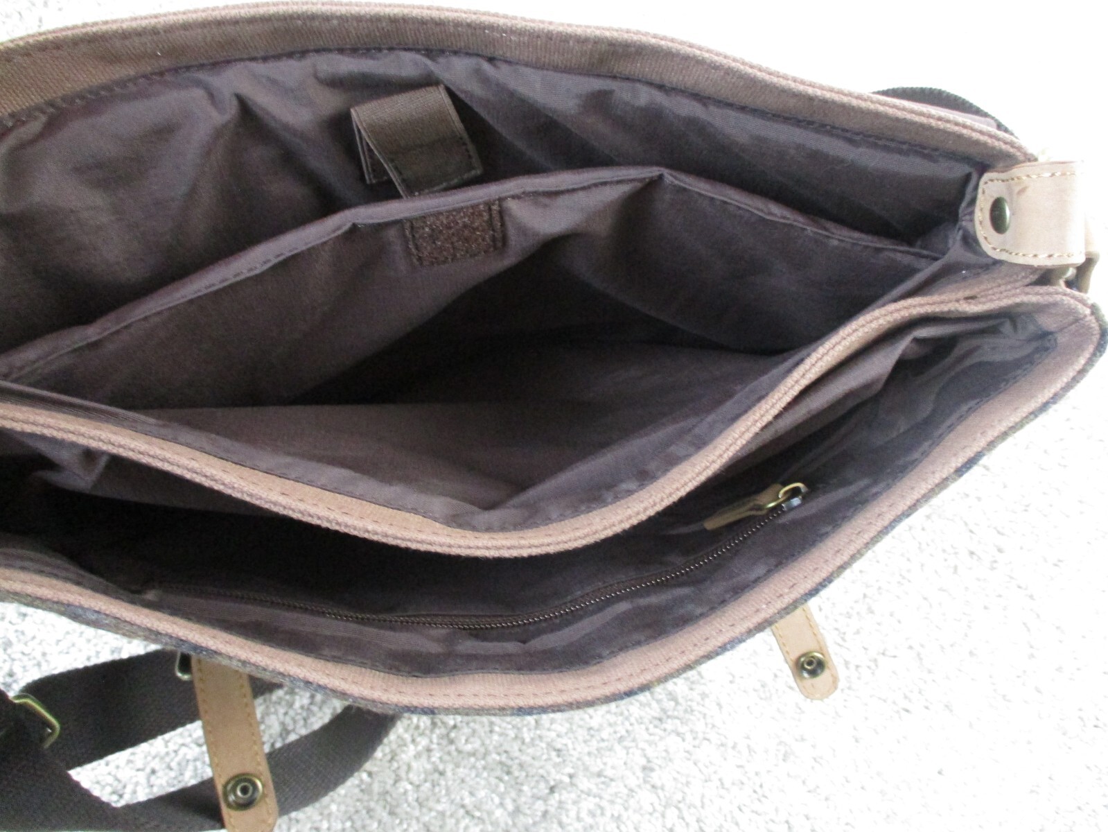 Pendleton Mens Wool Plaid Leather Messenger Bag Crosssbody Laptop School Travel