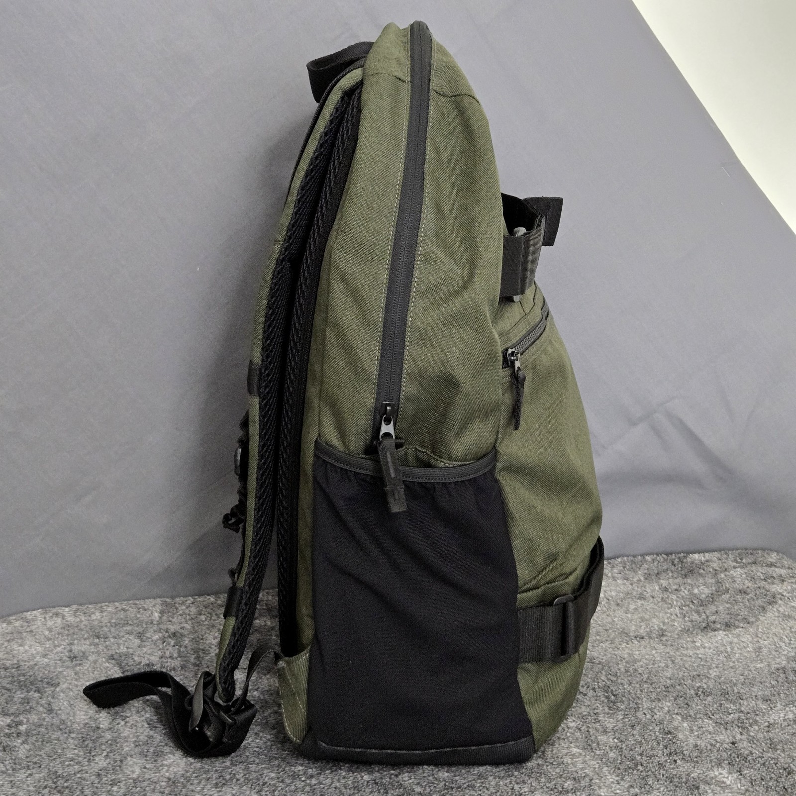 Oakley Transit Sport Backpack Green Utility Daypack 25L Outdoor Laptop Bag – EUC
