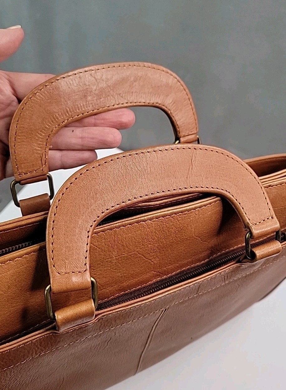 Vintage Leather Briefcase Tan Cognac Attache Messenger Crossbody Bag -BEAUTIFUL!
