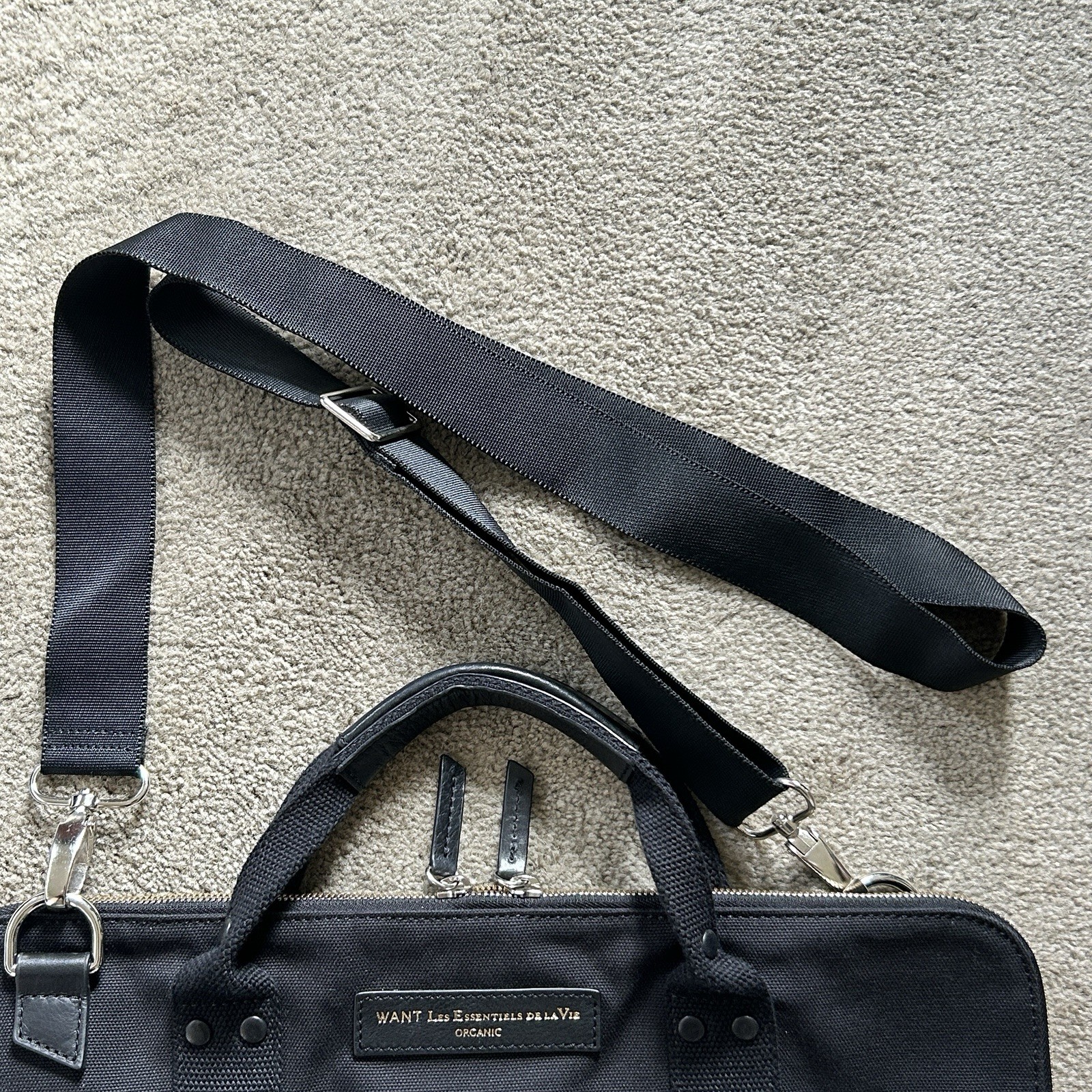 WANT Les Essentiels De La Vie Organic Heathrow Commuter Messenger Bag Black