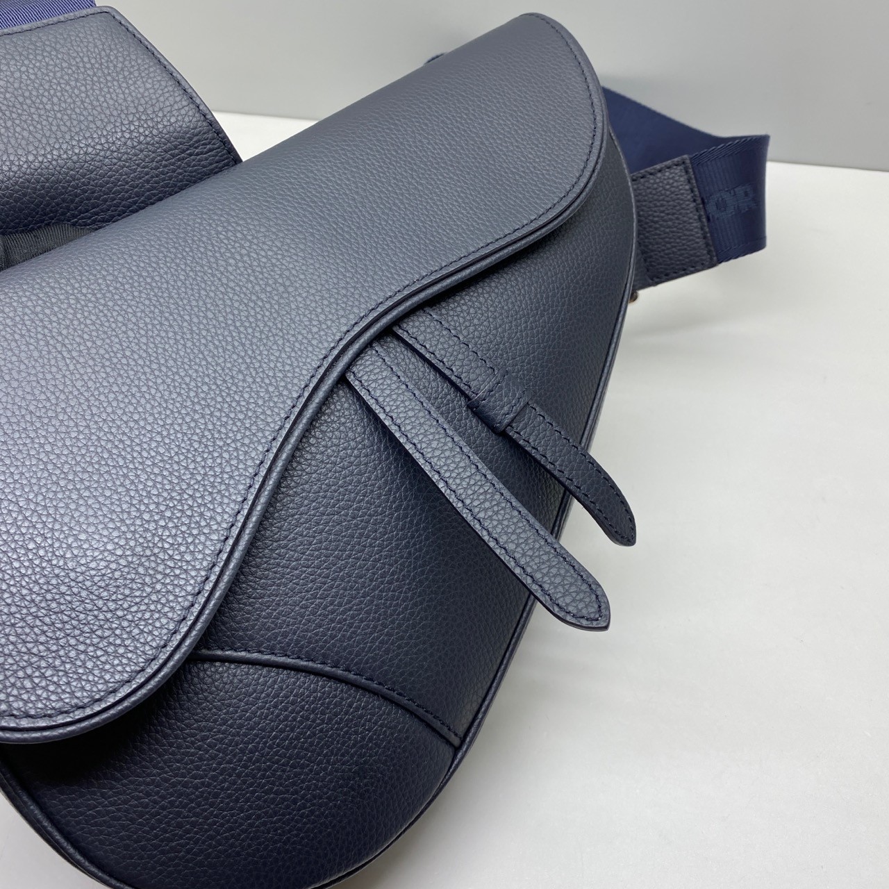 Dior Pre-Owned Authentic Saddle Bag Navy 27x20x5cm Cowhide