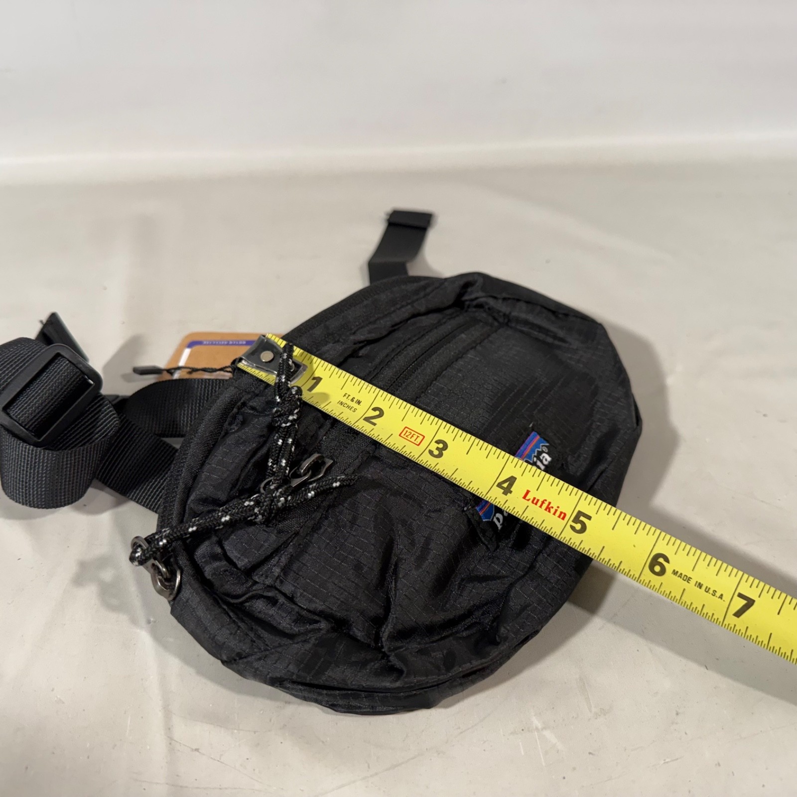 Patagonia Ultralight Black Hole Mini Hip Pack Packable Travel Fanny Hiking NWT N