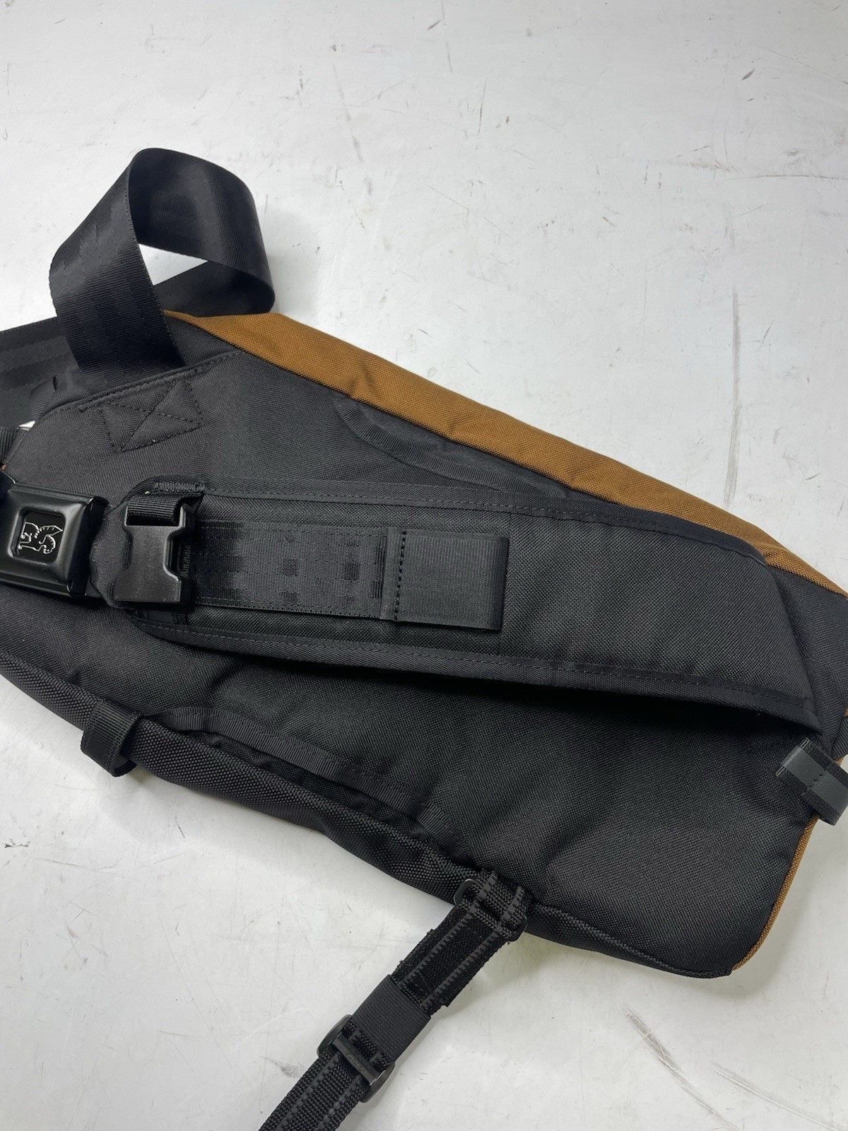 CHROME Industries Kadet 9 Liters Sling Adjustable Heritage Suede Canvas Brown